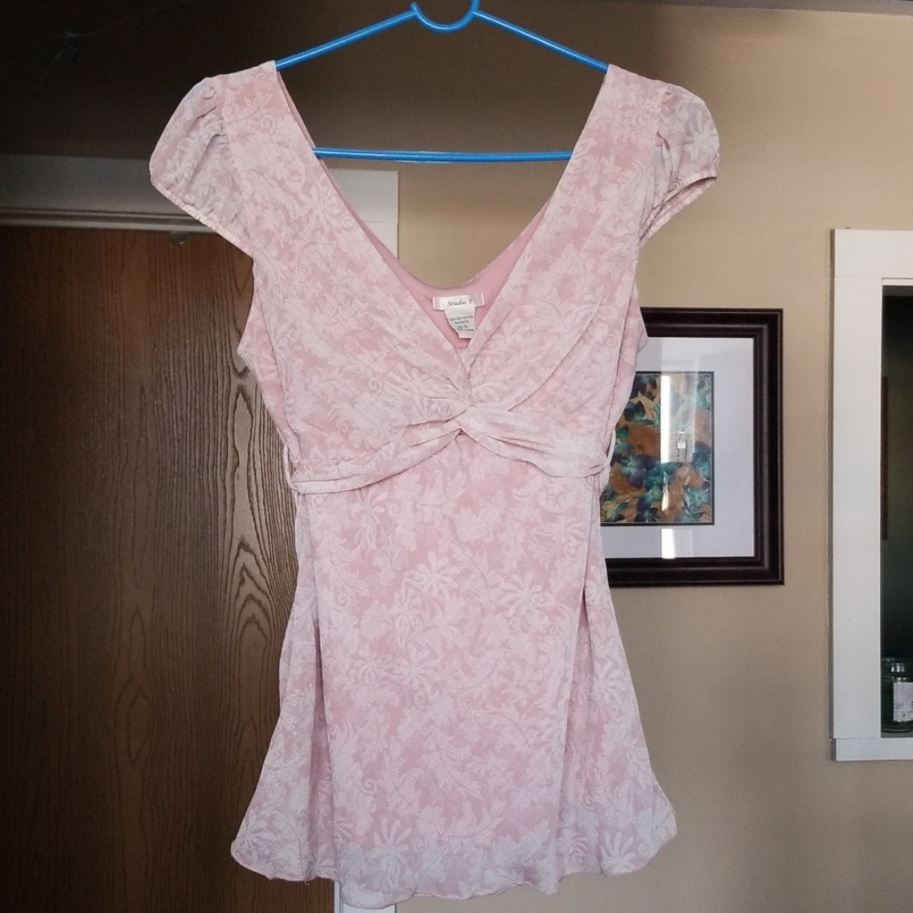 Studio Y Pink and White Floral Deep V Neck Top